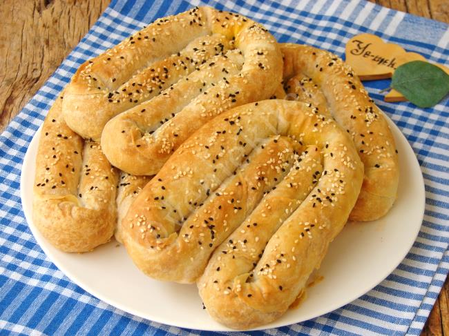 Kol Böreği
